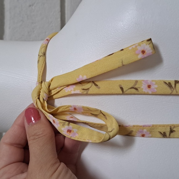 Lily Rose Yellow Floral Halter Romper. Size XL. NWOT - Picture 7 of 12